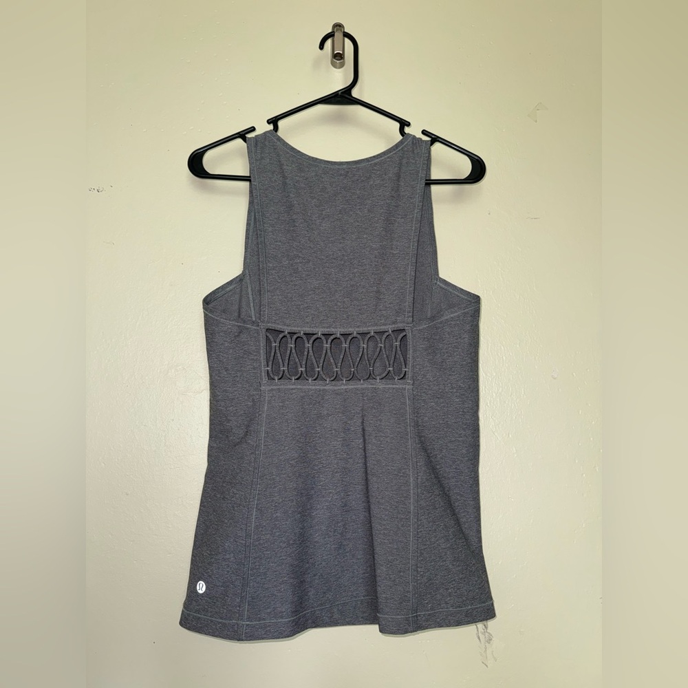 13 Athletic Tops Lululemon Nike Athleta S-XL Mixed Lot - Picture 14 of 15